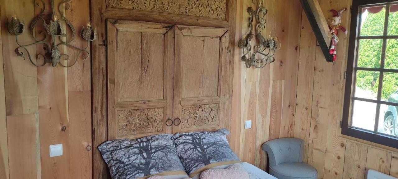 Domaine Le Lanis "Cabane De Pauline" Сен-Жирон Екстериор снимка