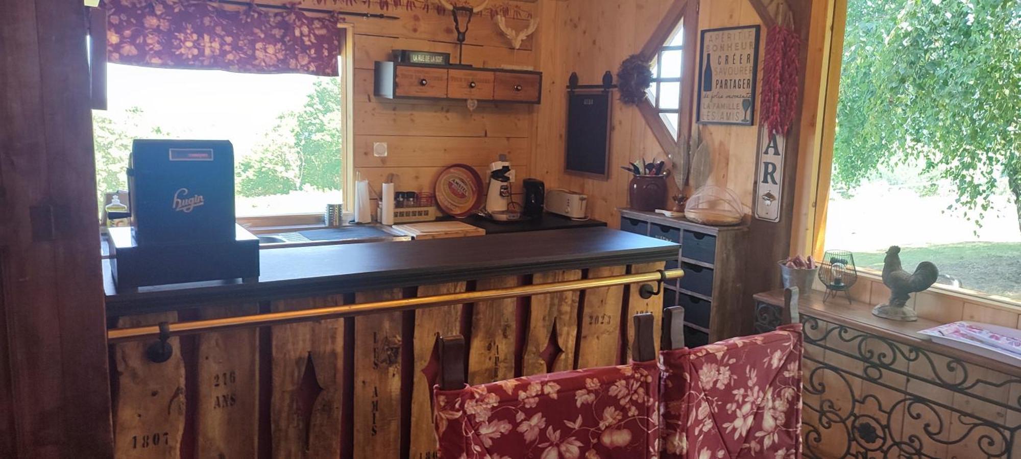 Domaine Le Lanis "Cabane De Pauline" Сен-Жирон Екстериор снимка